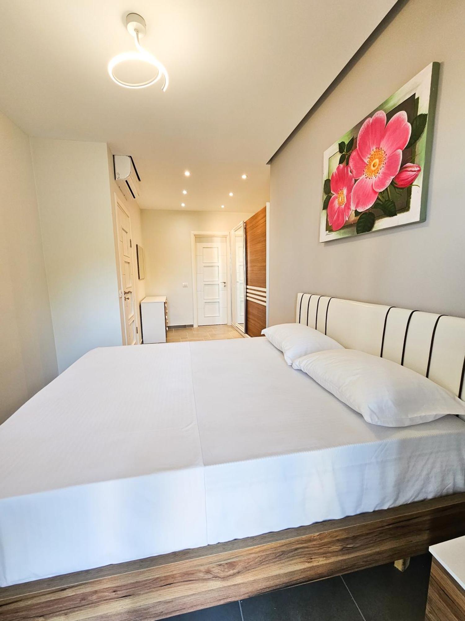 Sea View Apartments Durrës Zewnętrze zdjęcie